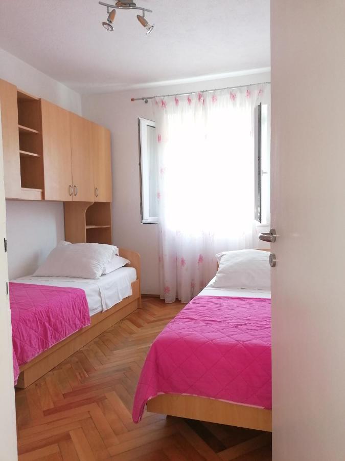 La Petite Maison Splitska Luaran gambar